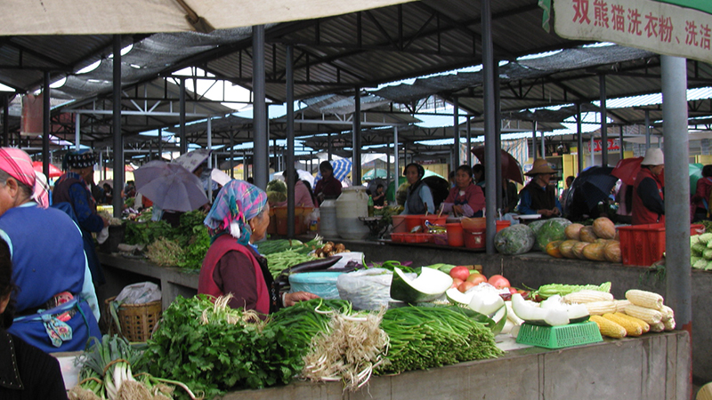Local market in Dali