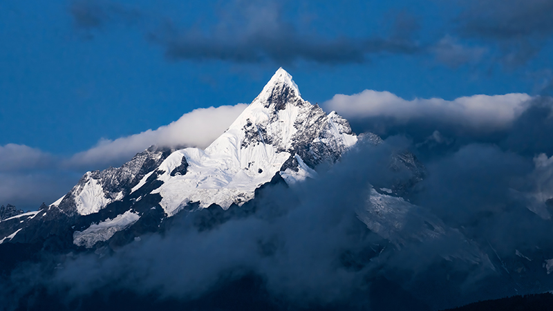 Meili Snow Mountain