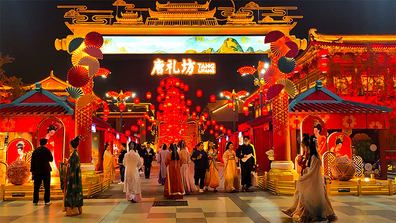 Bustling Great Tang All Day Mall