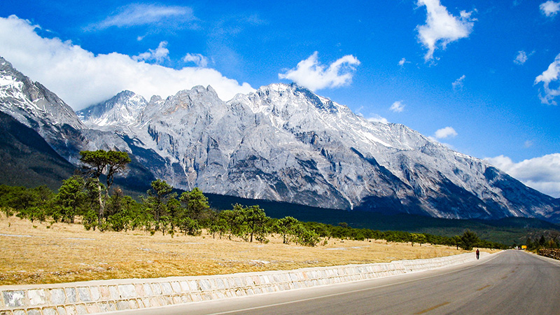 Jade Dragon Snow Mountain in Lijiang, Yunnan