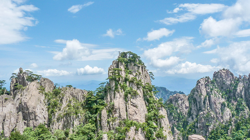 Huangshan Mountain on a bright day