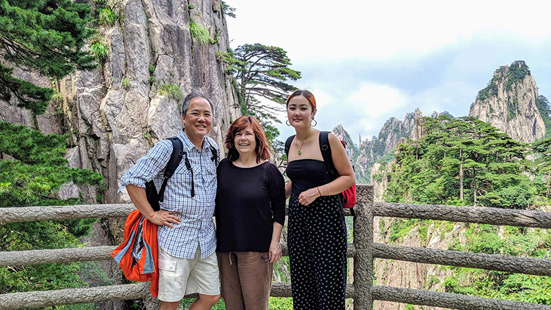 Our customers are enjoying the view at Bright Summit, Huangshan