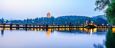 Top 8 Most Beautiful Lakes in China