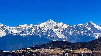 Meili snow mountain in Yunnan