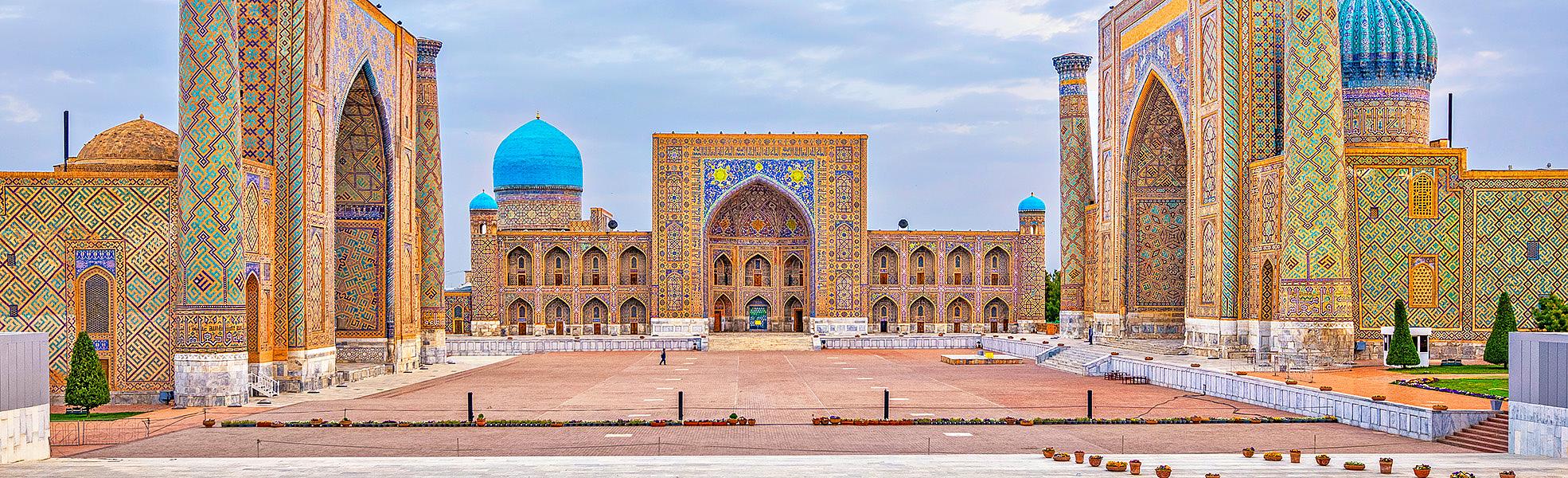Registan Square in Samarkend