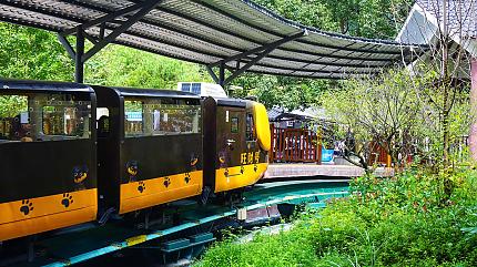 Ten-Mile Gallery Mini Train, Zhangjiajie