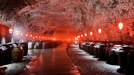 Chuanshan Cave Wine Cellar, Guilin